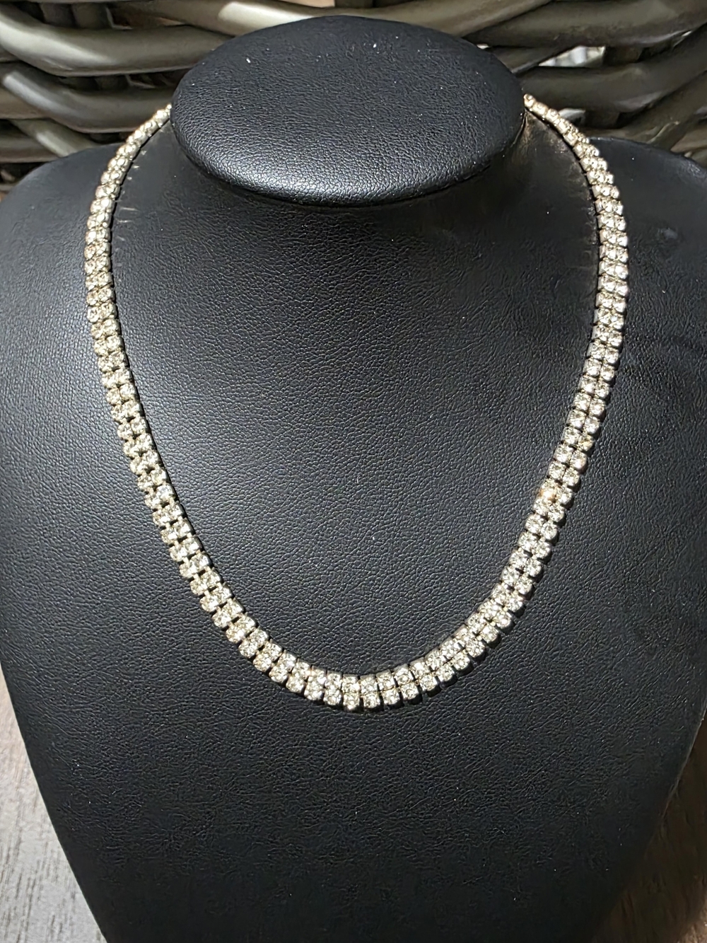 Elegant Rhinestone Tennis style Necklace in Gold Tone - Women Jewelry
